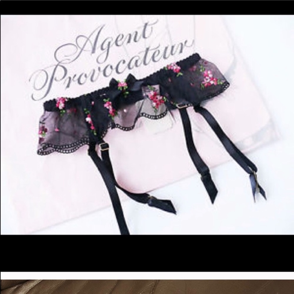 Agent provocateur belated size 3 with matching bra